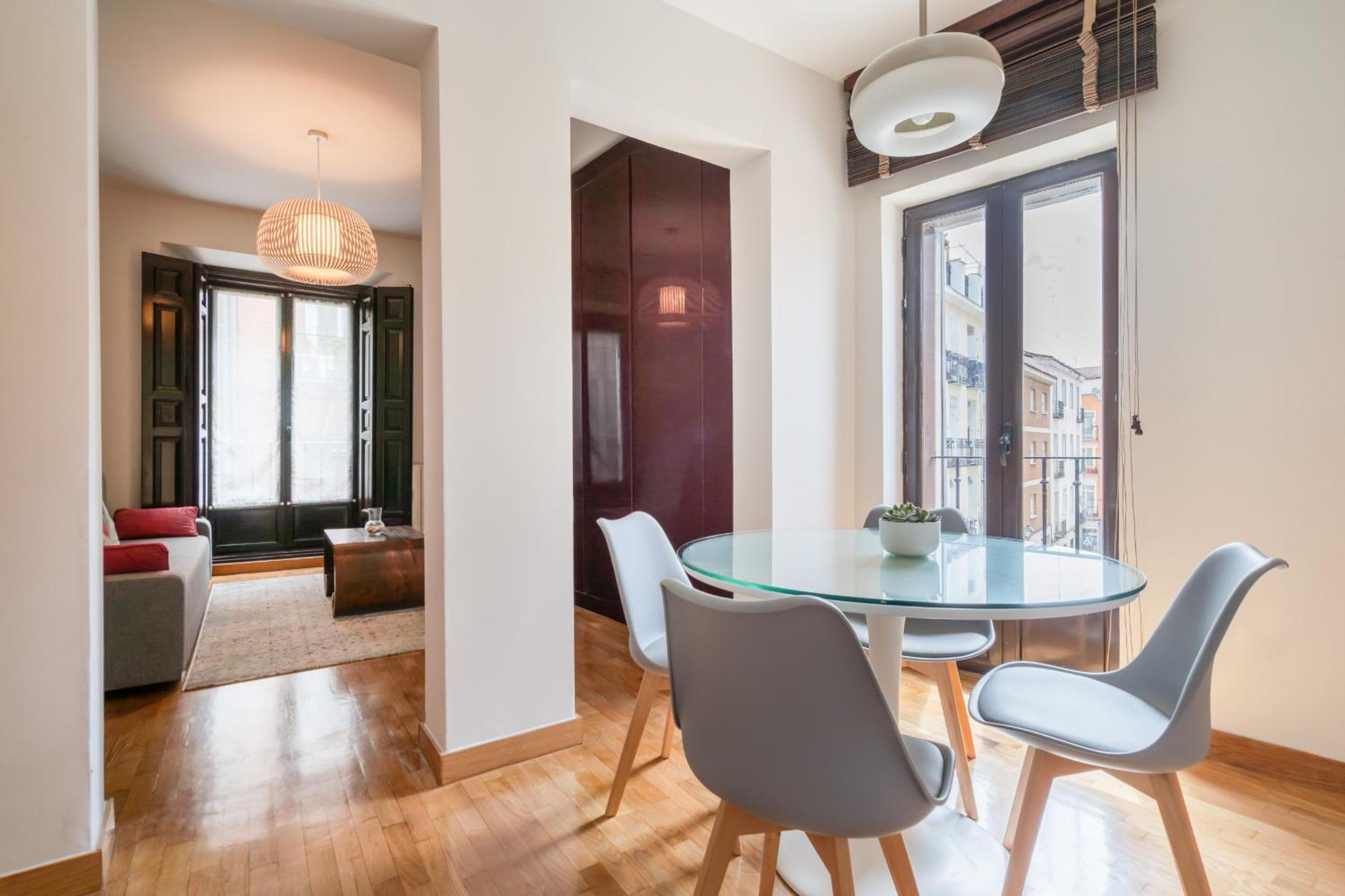 Apartamento Exterior En Lavapies Alquiler Temporal مدريد المظهر الخارجي الصورة